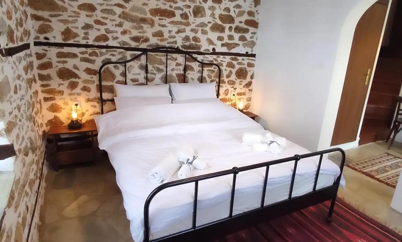San Lorenzo Cottage - Παραδοσιακά Πέτρινα Δωμάτια Agios Lavrentios Eksteriør bilde