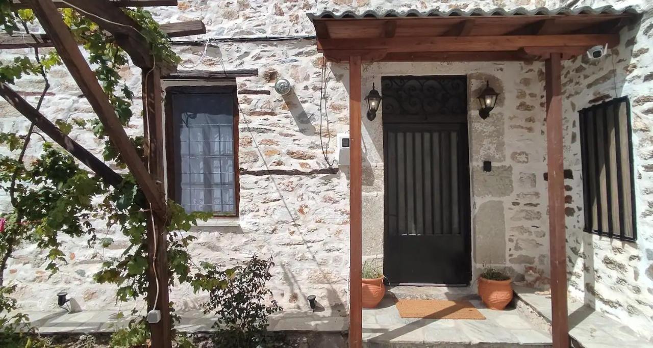 San Lorenzo Cottage - Παραδοσιακά Πέτρινα Δωμάτια Agios Lavrentios Eksteriør bilde